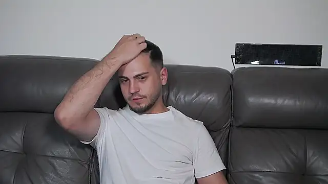 CrazyDom1 Chat XXX live