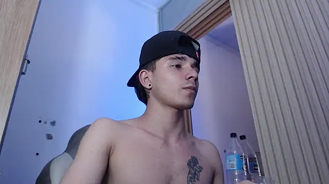 Онлайн чат XXX MaximumSteel_