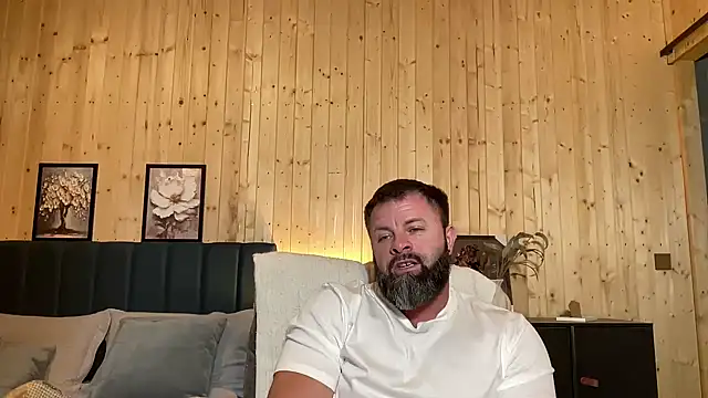 AlphaSparks live XXX chat