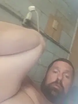 greasy598 Show in webcam