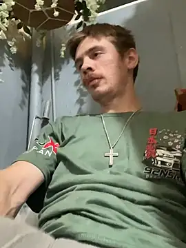 WhiteBullD317 Webcam show