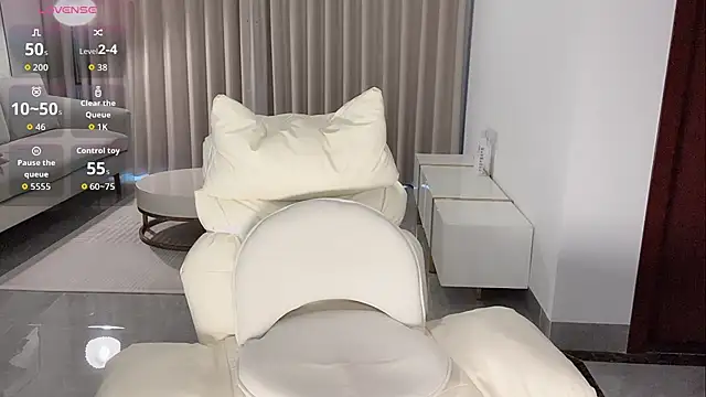 kulomiyee's Webcam Show