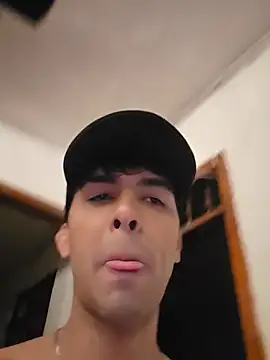 RodrigoColby2 élő XXX-chatje