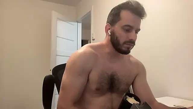 แชท XXX สดของ ThickDickMontreal