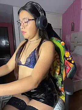 Dayan_Mora Chat XXX in diretta
