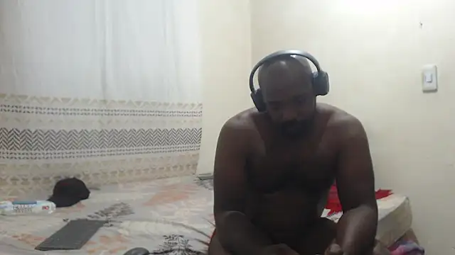 Онлайн чат XXX HARLEXBIGCOCK