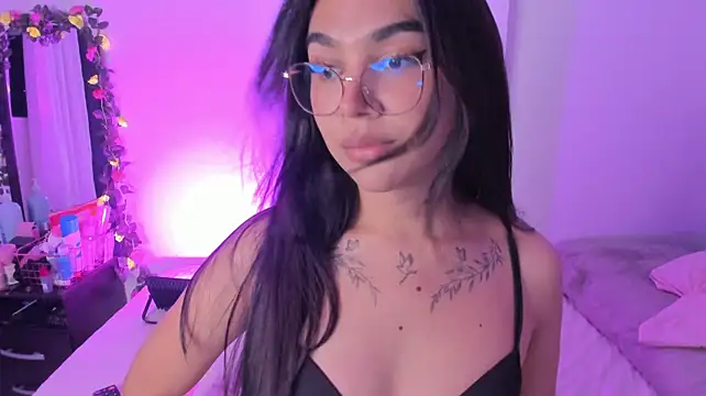 RoseCassie 即時 XXX 聊天