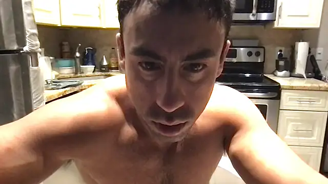 צ'אט XXX בשידור חי של BigGuyMuscle