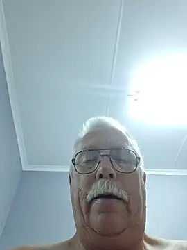 NawtyB1965 Webcam show
