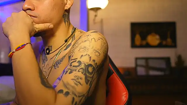 Chat XXX Live AlphaMasterXxx