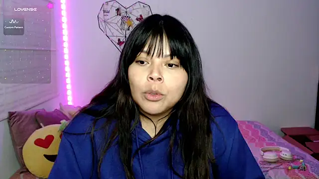 EllieMoonX Webcam show