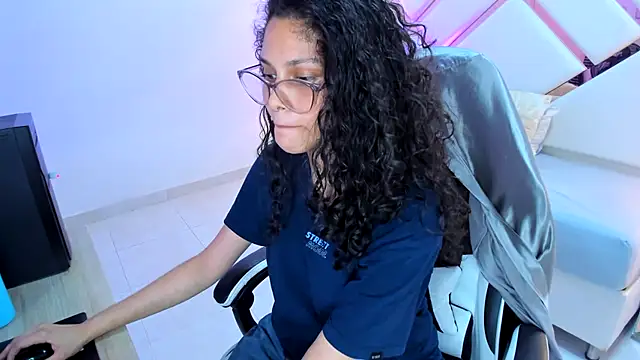 serafina_bianchi Chat XXX in diretta
