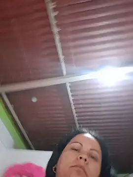 Živý XXX chat Latimida