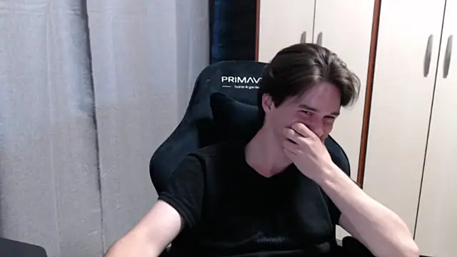 Webkamerová show arthur___king