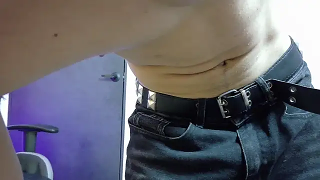 Živý XXX chat eren_jeager