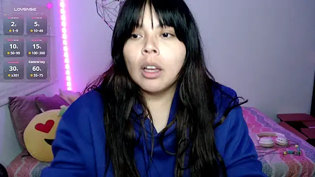 Chat +18 de EllieMoonX ao vivo