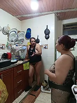 ZuriandAlex Adlı Modelin Canlı XXX Sohbeti