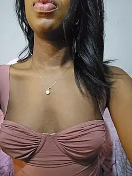 โชว์เว็บแคมของ Im_Camila__
