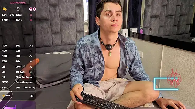 Živý XXX chat LeoMonnroe