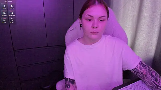 sophia_lix élő XXX-chatje