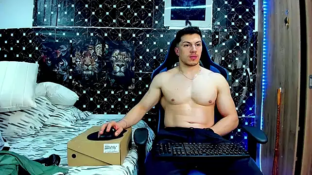 javiersexymann Adlı Modelin Canlı XXX Sohbeti