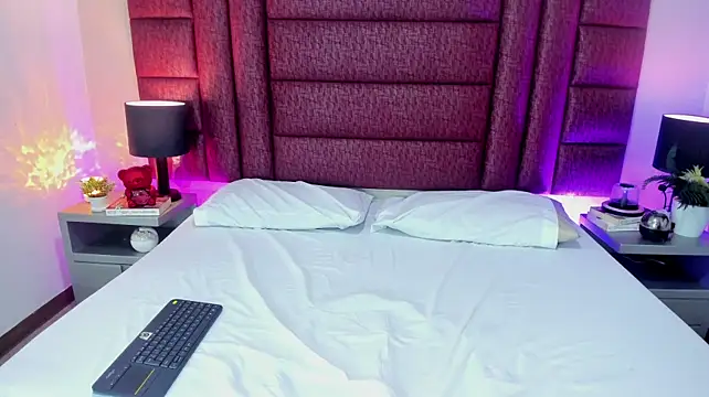 Chatroom XXX en direct de HelenRous