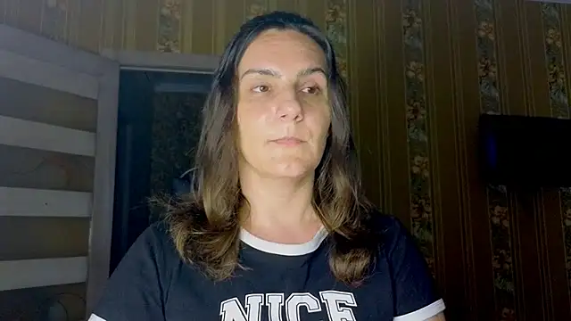 Miss-Understood Chat XXX in diretta