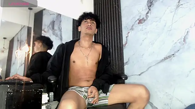 BlakeSttone XXX чат на живо