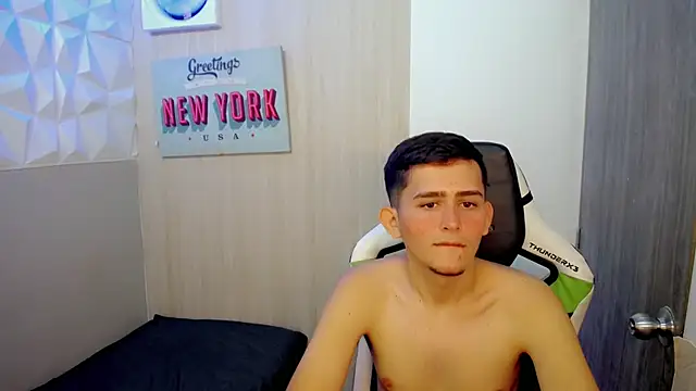 JaxBlue_ XXX чат на живо