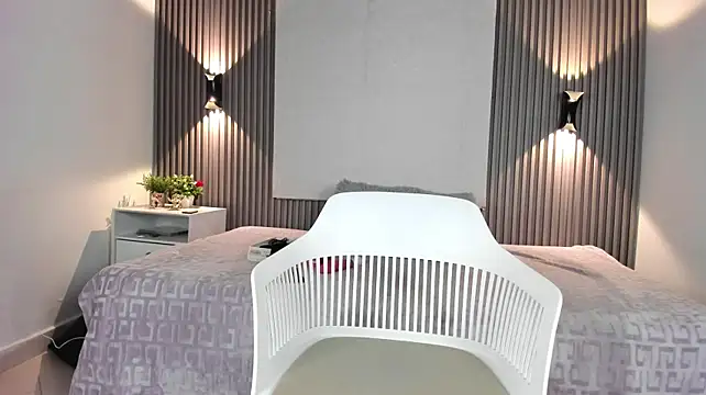 Zafiiraa's Live XXX Chat