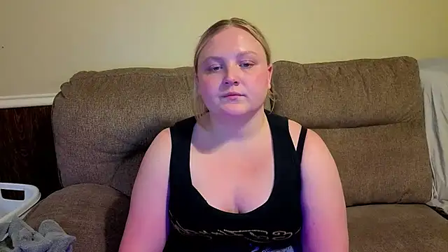 PhatAssBlond's Live XXX Chat