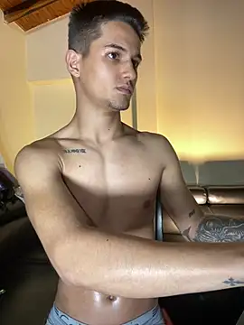 Aaronsexroom's Webcam Show