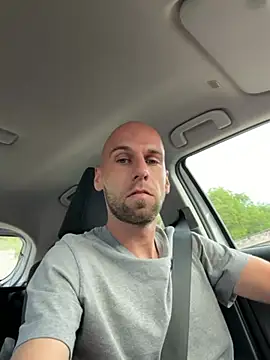 Oliver_outside 现场XXX聊天
