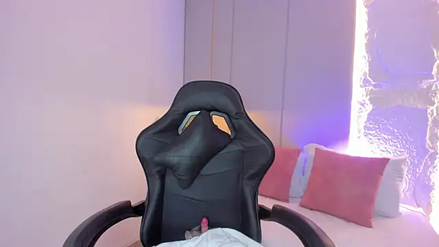 Chat +18 de isabella_florez ao vivo
