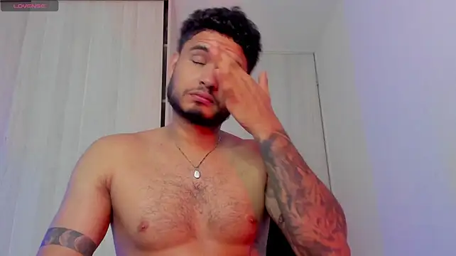 AUSTINN_TORRESのウェブカメラショー
