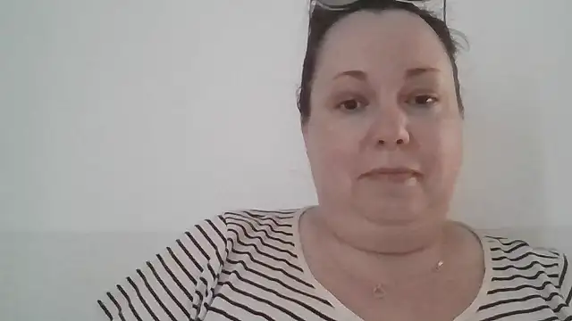 צ'אט XXX בשידור חי של WendyRhoades