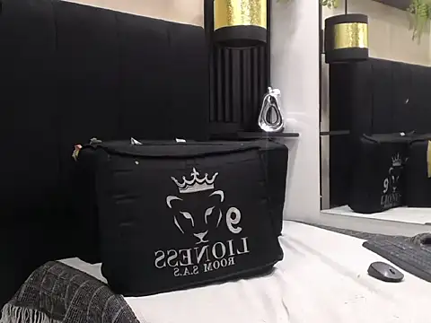 FunnyValentine_ webcam show
