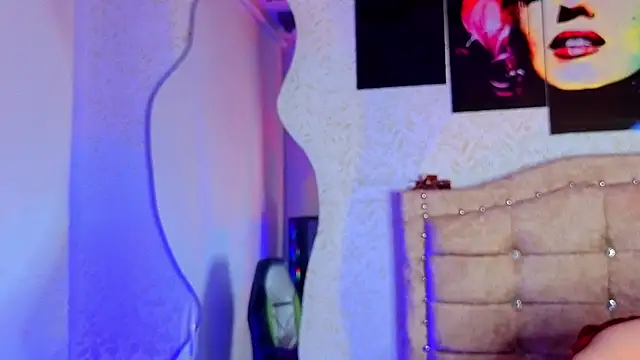 Živý XXX chat alani_bell