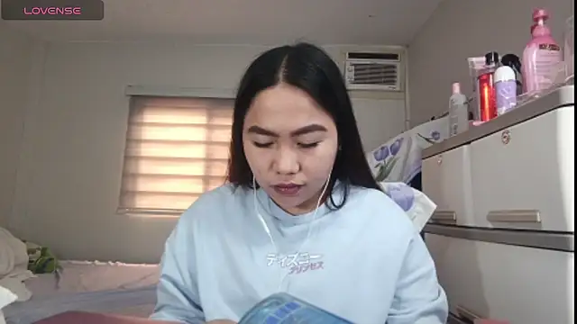 צ'אט XXX בשידור חי של CandieHand