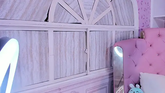 عرض كام max_hunter1