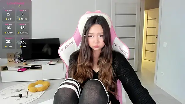 צ'אט XXX בשידור חי של Fluffy_Rose