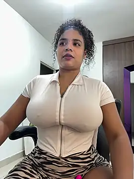 Chat +18 de Michel_Jones ao vivo