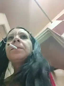 צ'אט XXX בשידור חי של SugarDiamonds