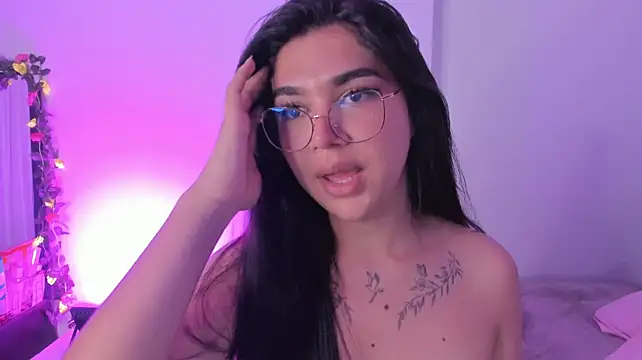 RoseCassie 现场XXX聊天