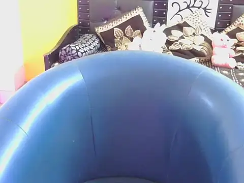 cute-zaraa Live XXX-Chat