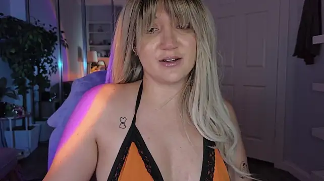 GoddessEmmy 라이브 XXX 채팅
