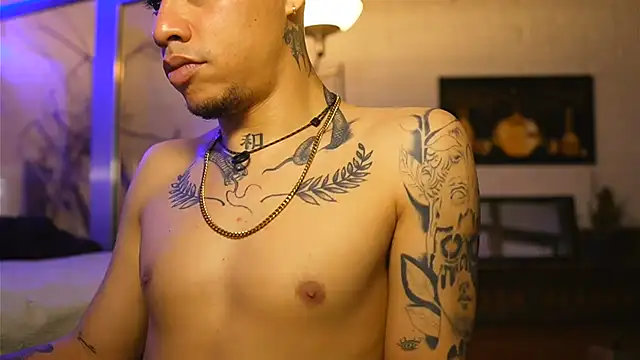 AlphaMasterXxx Chat XXX live