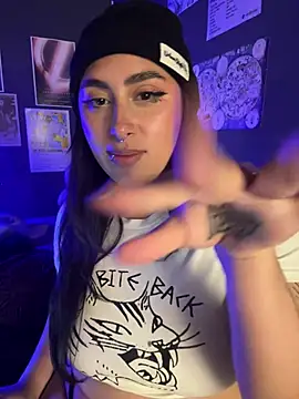 Chat XXX ao vivo de gema_77