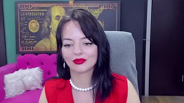 XXX chat uživo modela BellaRowan