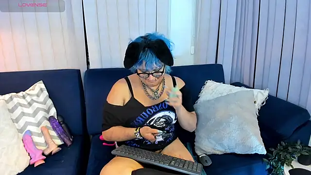 Blue_Cherry Live XXX-Chat